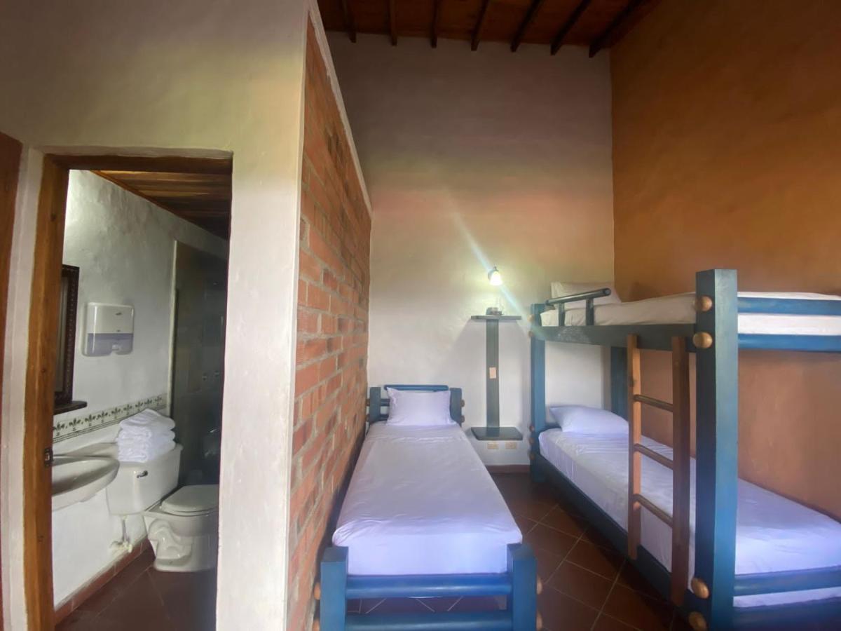 Granja Del Cafe Hotel Y Centro De Convenciones Venecia  Екстер'єр фото